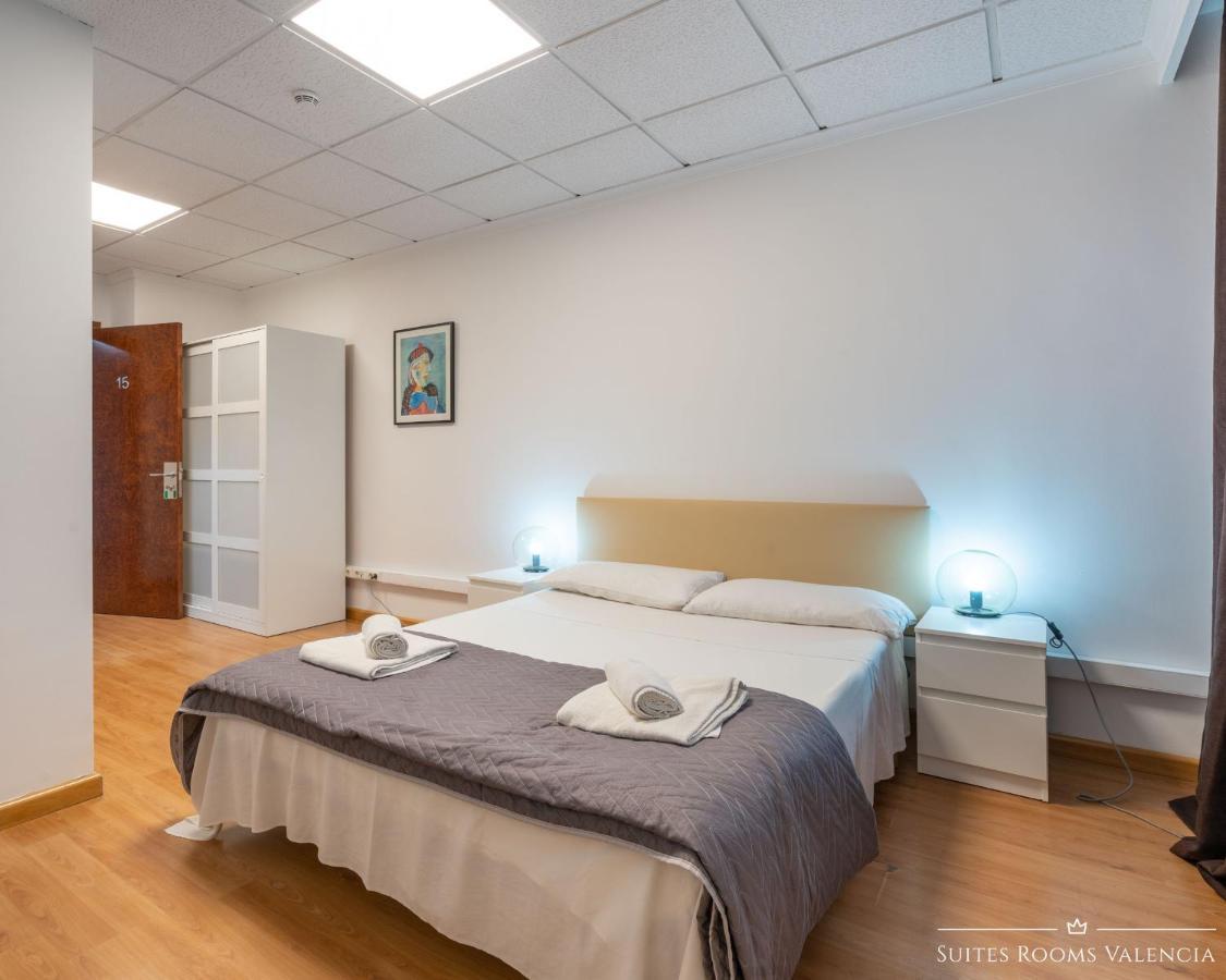 Suites Rooms Валенсия Экстерьер фото